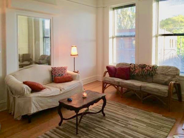 Building Photo - 1462 W Leland Ave Unit 3E