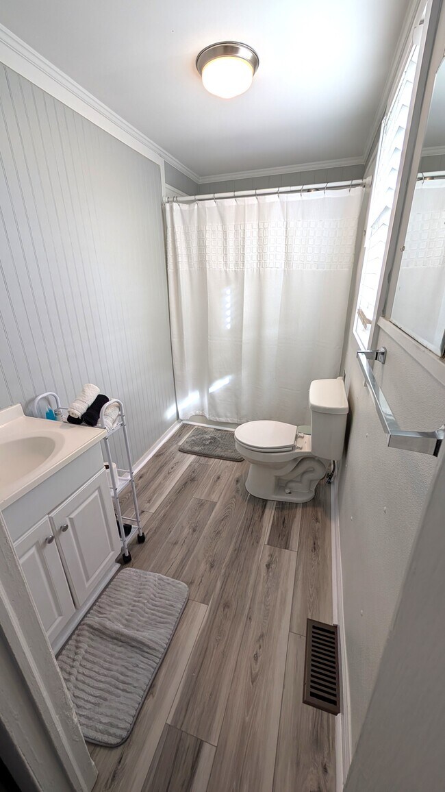 Photo - 619 S 14th St