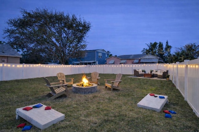 Photo - 229 SW 1st Ave