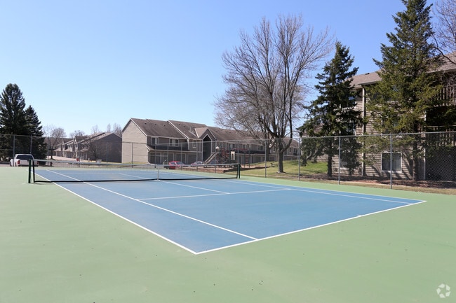 Coventry Court Townhomes