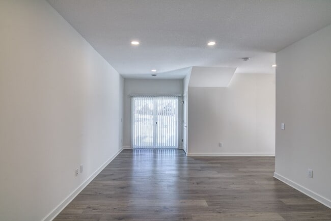 Photo - 2550 Dawes Place