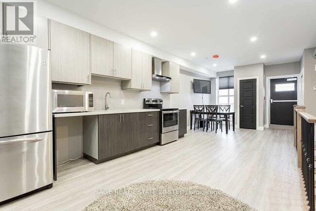 Photo - 73 King St E Unit 1