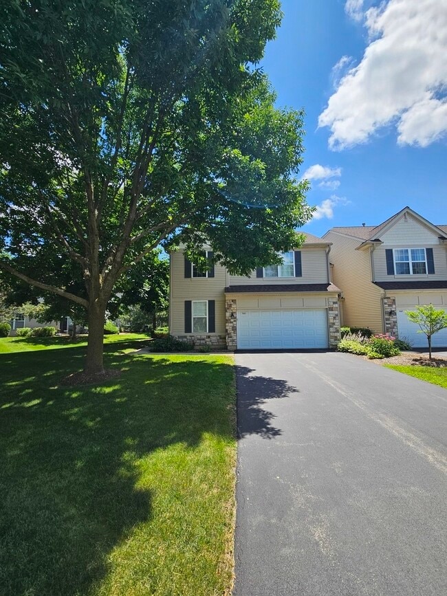 Photo - 749 Dillon Ct