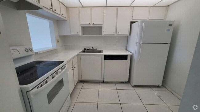 Building Photo - 4374 NW 9th Ave Rental