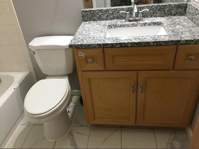 Photo - 195 Rob Roy Ct