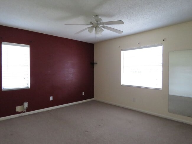 Photo - For Rent 4 Bd/ 3Ba Home