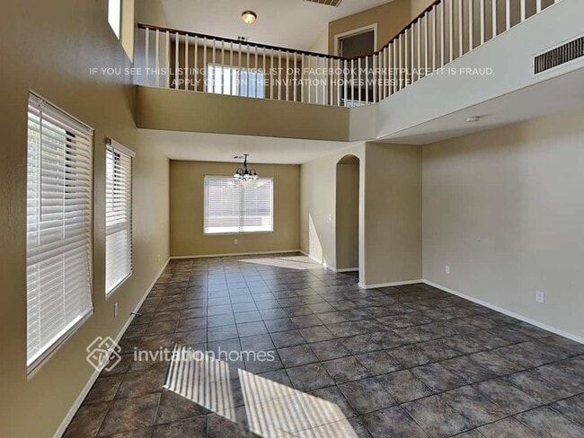 Photo - 11401 W Windsor Ave