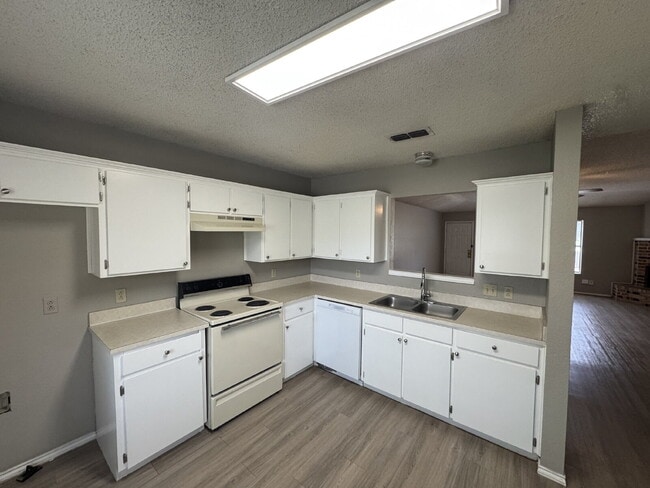 Photo - Beautiful House Located West of Frankford Near Shadow Hills Golf Course!