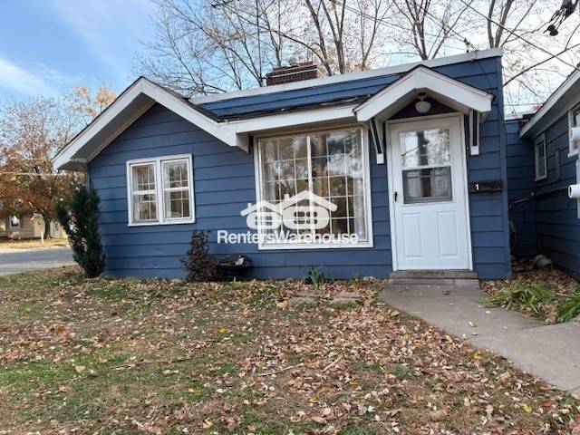 Photo - 305 1st Ave S