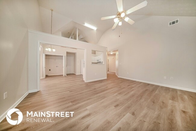 Photo - 60 Freeman Way