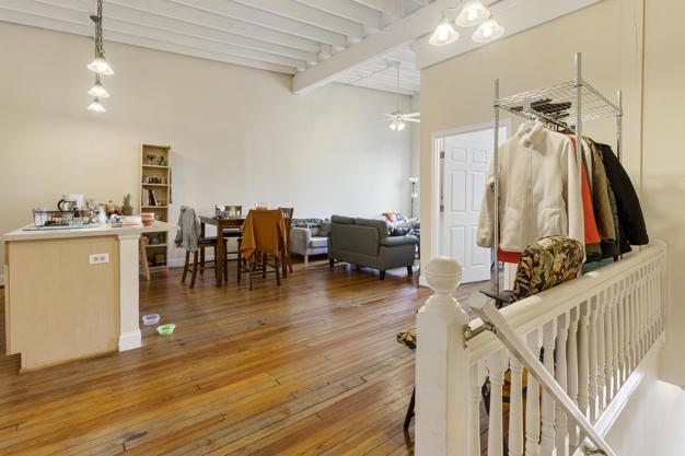 Photo - 1145 E Main St