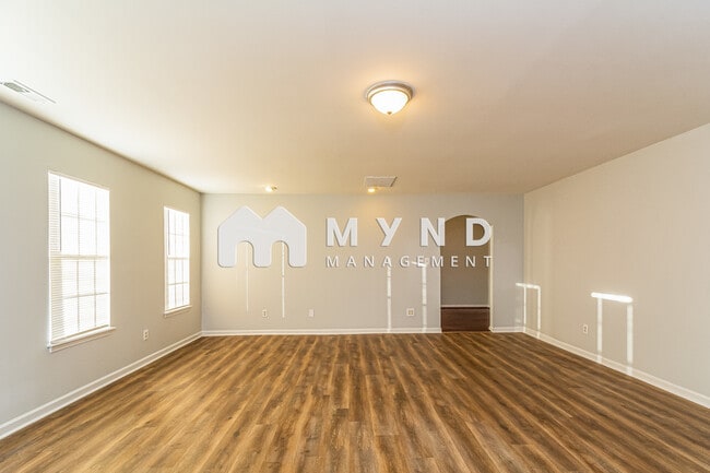 Photo - 3103 Cedarwood Dr