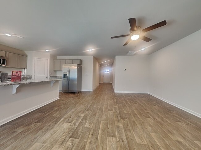 Photo - 306 Crooked Pne Ct