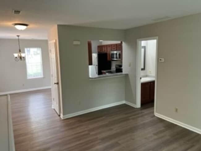 Photo - 826 Selwyn Place Rd Unit 826-B Selwyn Place Road
