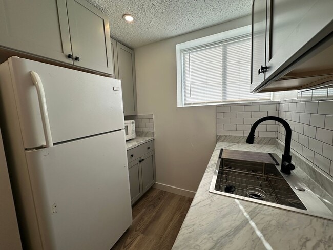 2350 W 6000 S Unit 4
