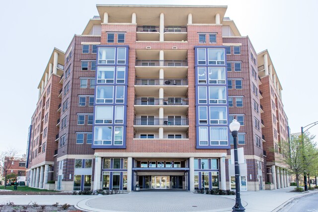 Building Photo - 437 W Division St Unit 610 Rental