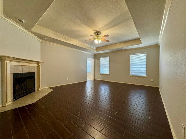 Photo - 807 SW River Rock St