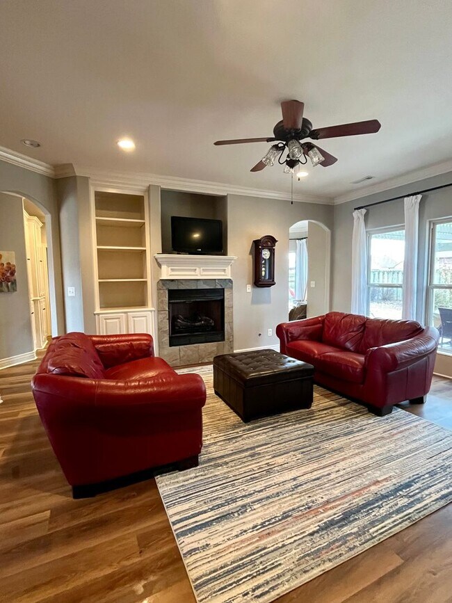 4 BD Bentonville Home in Wildwood Subdivis... Rental UArk OffCampus