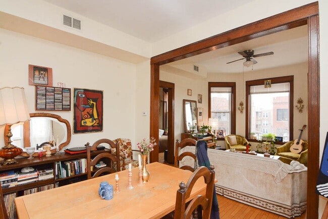 Photo - 2316 W Iowa St Unit 4C