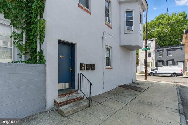 Building Photo - 5000 Master St Rental