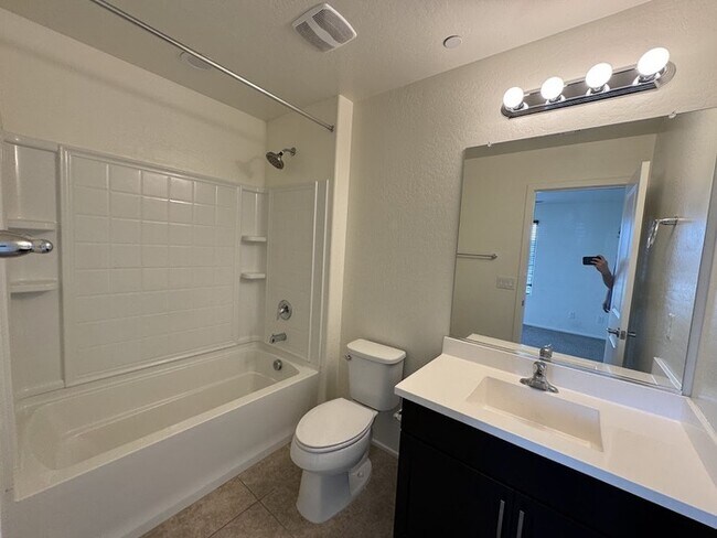 Photo - Chandler Luxury Townhome