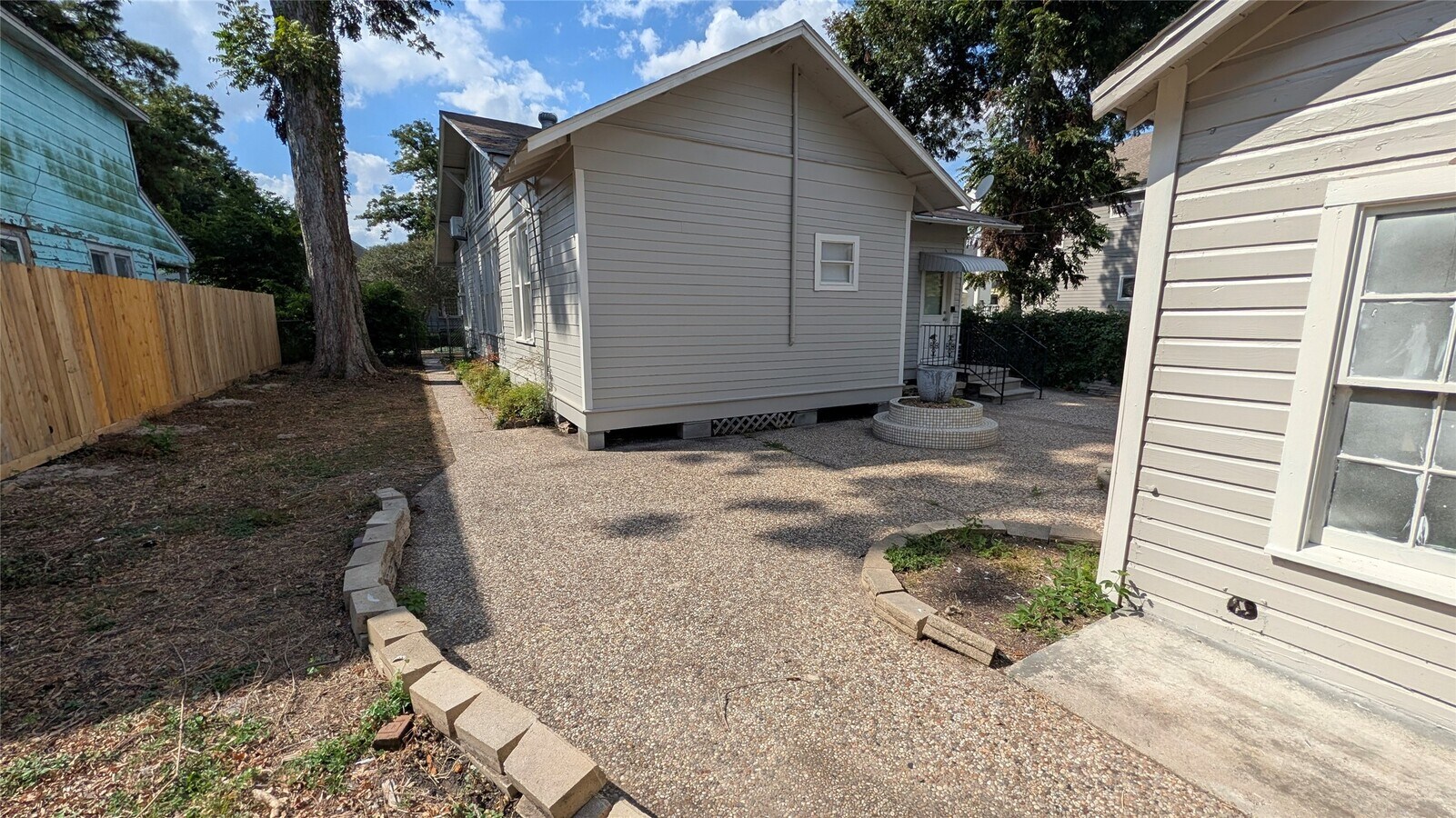 Photo - 412 Cordell St