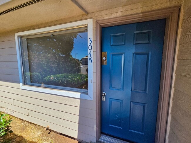 Photo - 3045-3065 Madison St NE Unit 3045
