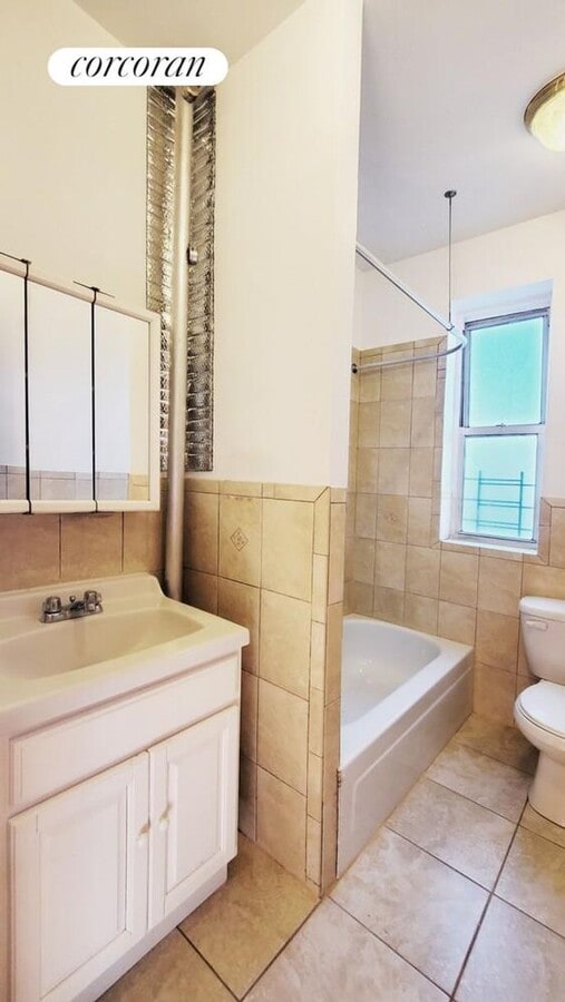 Photo - 508 W 167th St