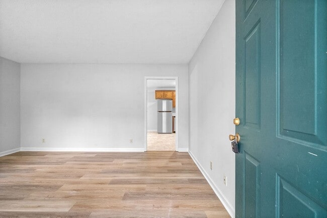 Photo - 3 Bedroom Home on Wooded Lot For Rent!