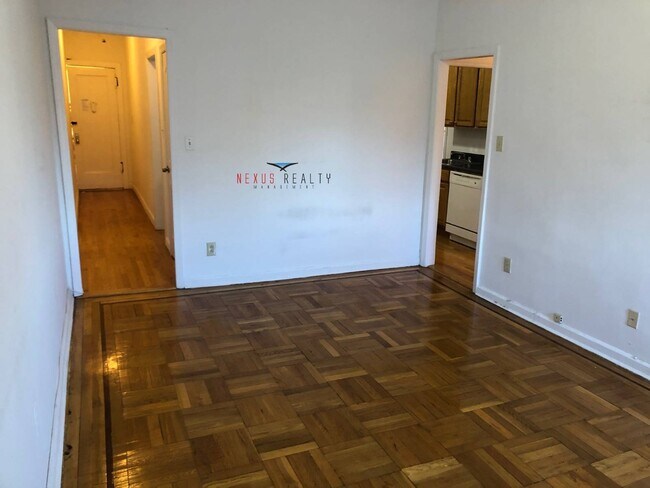 Photo - 30-26 35th St