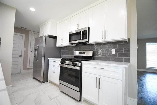 Photo - 1422 Addington St