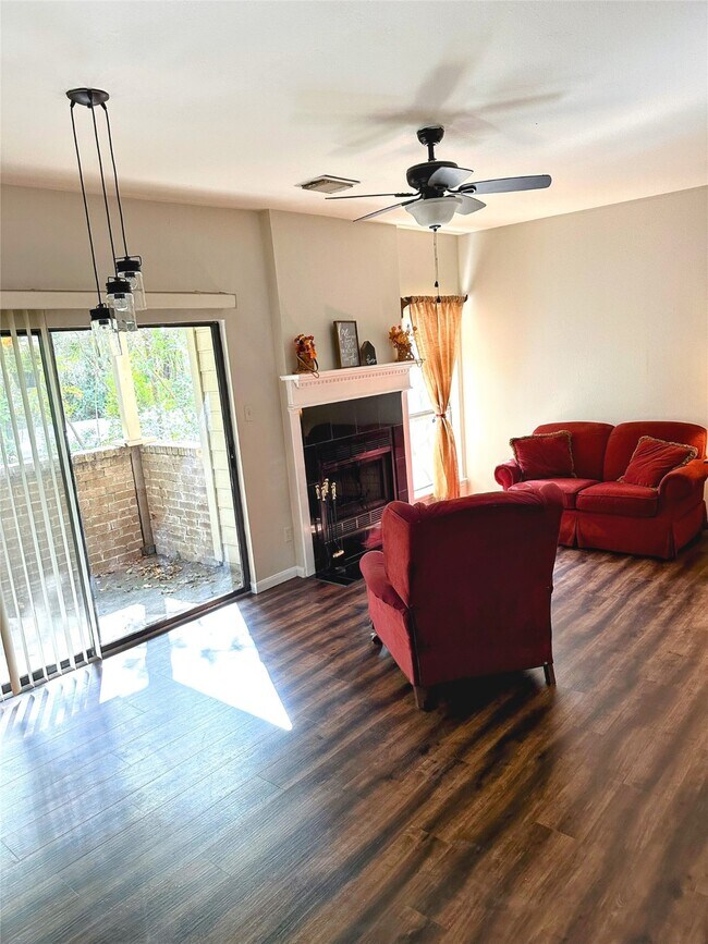 Photo - 3500 Tangle Brush Dr Unit 187