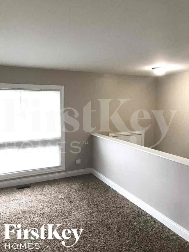 Photo - 430 E Clark St