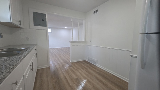 Photo - 9313 E 18 St S Unidad 1803 S Brookside St