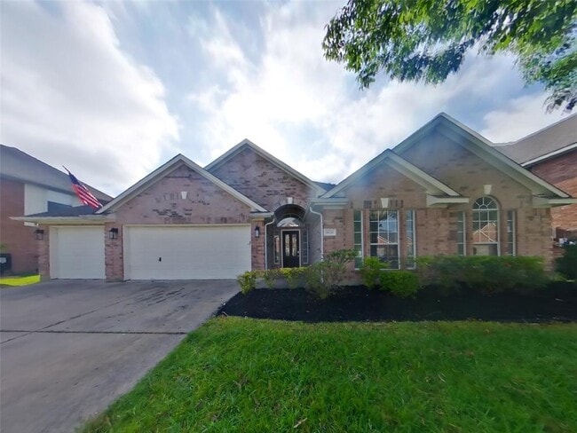 Photo - 18710 Regatta Rd House