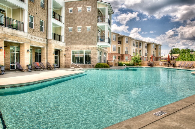 Building Photo - Main Street Square Rental