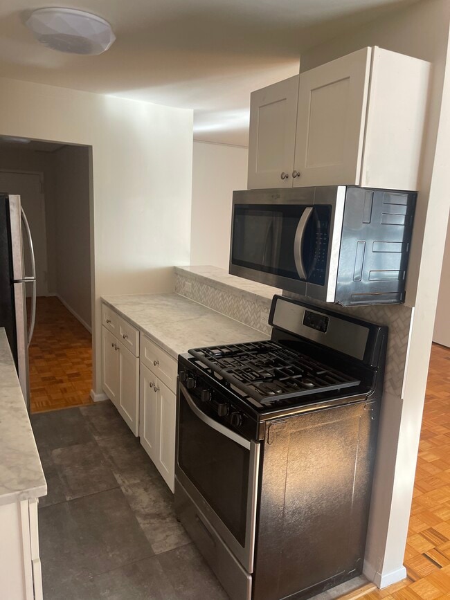 Photo - 500 Alma Ter