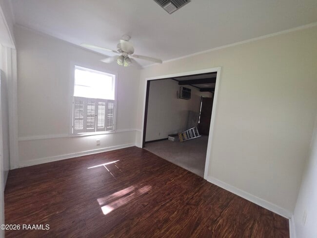 Photo - 820 Westgate Rd