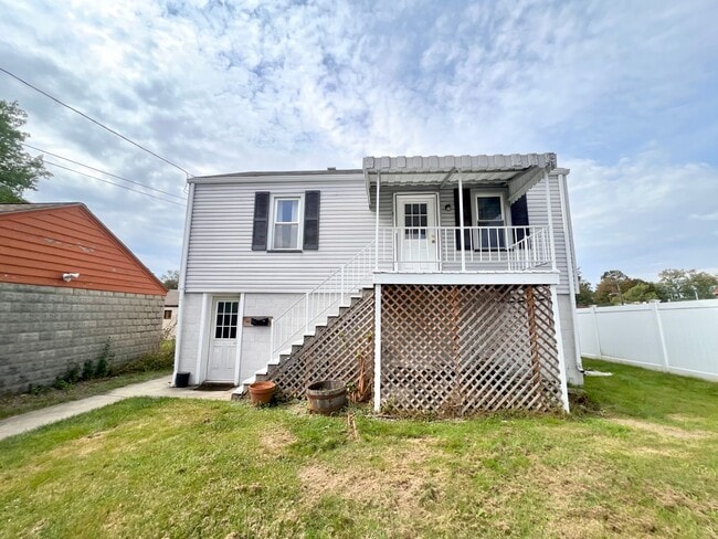 Beaver Falls - 2 bedroom 1 Bath Home - Beaver Falls - 2 bedroom 1 Bath Home