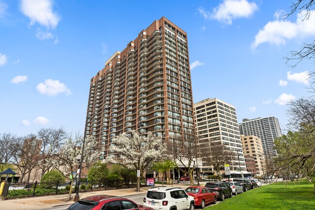 Photo - 4170 N Marine Dr Condo Unit 6L