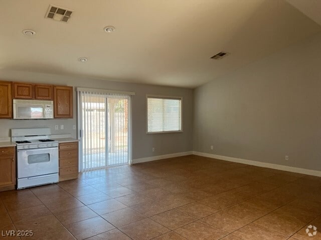 Building Photo - 3925 Biddle St Rental