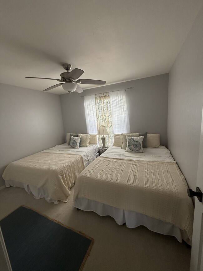 Photo - 4718 SW 12th Pl