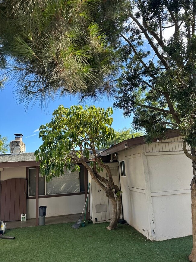 565 Pepper Dr