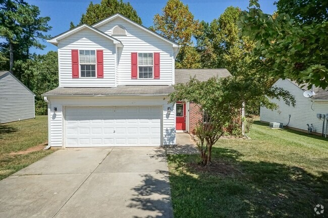 Building Photo - Large  3 Bedroom home in Sanford
