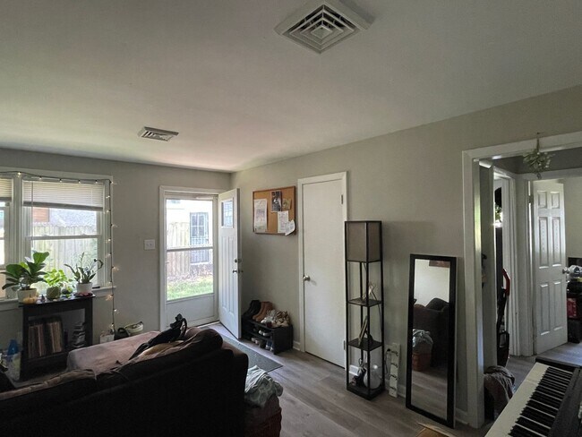 2403 5th Ave