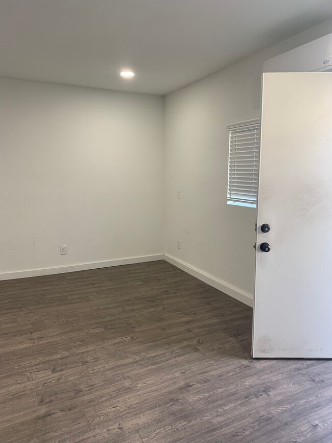 Photo - 6113 Francine Dr