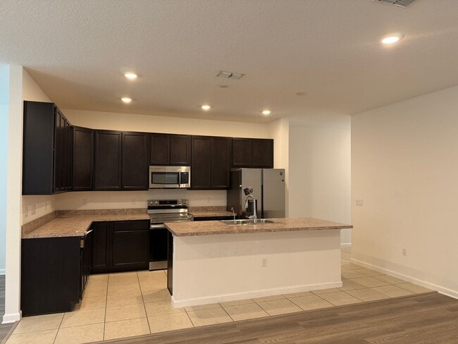 Photo - 4 bed 2.5 bath single family