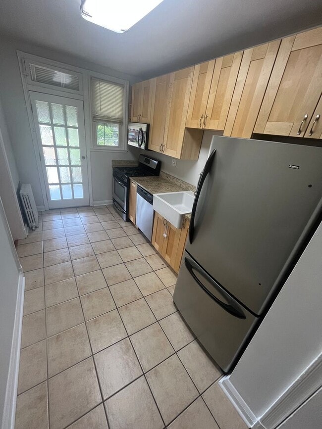 Photo - 3515 Parklawn Ave