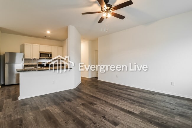 Photo - 113 Terrence Dr