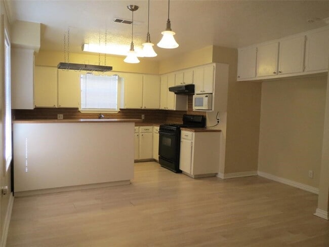 Photo - 941 Ashland Blvd